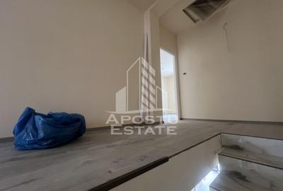 Vila cu poziție excelentă atât ptr locuit cat și ptr sediu firma - 4