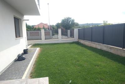 Duplex cu 5 camere în Florești