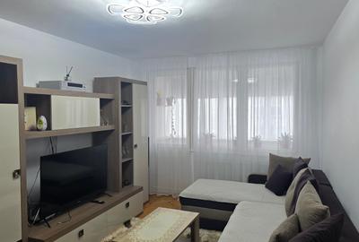 Inchiriez apartament 3 camere decomandat in Deva, zona ultracentrala (I. Maniu), - 1