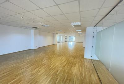 CORAL CENTER PITESTI- Inchiriere spatiu birouri, central, modern, 296 mp, etaj 2 - 3