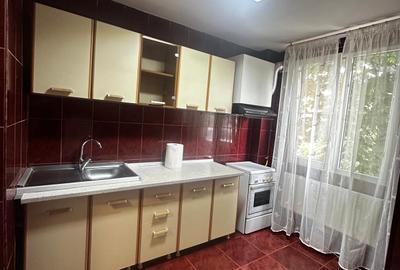 Apartament 3 camere  decomandat, etaj 2, centrala proprie, str. Almasul Mare - 10