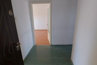 Apartament cu trei camere Pitesti-Arges - 12