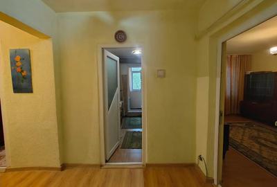 Zona 10 Nivele - Calarasi | 3 Camere | Decomandat | Centrala - 2