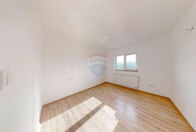 Rate la dezvoltator | 3 camere | 67 mp | Comision 0 | 116.330 E + TVA - 12