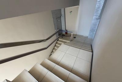 Spatiu de birou de inchiriat - 11