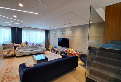 APARTAMENT 4 CAMERE CU SCARA INTERIOARA TIP LOFT -ULTRA LUX - 7