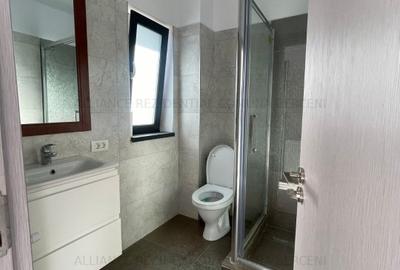 Casa individuala - 4 camere - 2 bai - beci - pod - str asfaltata - 7