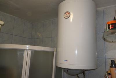 Vand apartament 2 camere decomandat in Deva, zona Micro 15, etaj 6, - 10