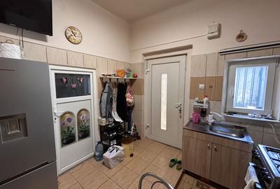 Apartament la casa de vanzare zona Boul Rosu - 7