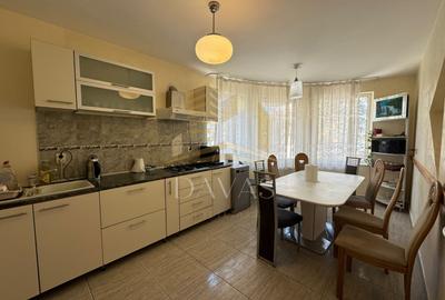 Vilā individuală 7 camere | 320mp | 740mp teren + Garaj inclus in preț | Zorilor - 16