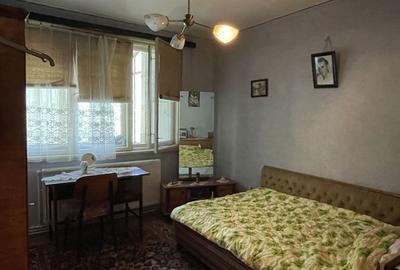 De vanzare apartament cu 3 camere semi. in Galati, Centru, etaj 4 - 2