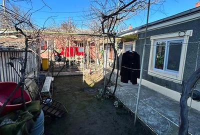 .Chercea - Sf.Filofteia doua corpuri cladire 5 cam  Teren=231 m - 12