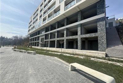 Spatiu Comercial Eforie Nord cu Intrare Directa din Promenada, Situat in Zona cu - 2
