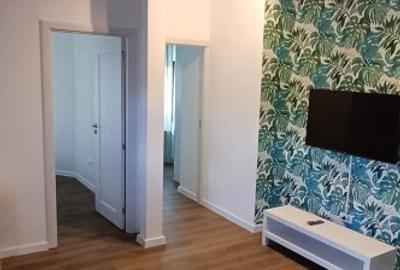 Prima inchiriere apartament cu 3 camere de la 700eur/luna aproape de UMF si Cuza