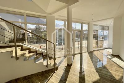 Spatiu comercial cu 8 camere, 5 bai, terasa - zona Centrala - 1