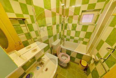 Casă / Vilă cu 16 camere de vânzare în zona Bobâlna - 27