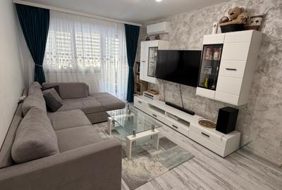 Apartament cu 2 camere decomandat, mobilat în Sud