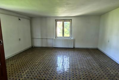 Complex imobiliar format din 2 Vile si un teren generos de 3659Mp - 10