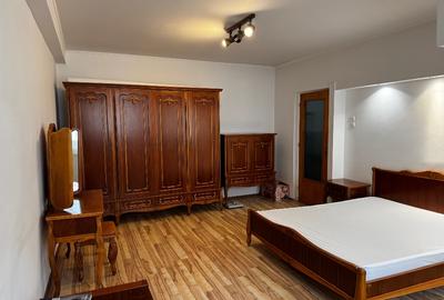 Închiriez  Garsonieră  Matei Basarab - 2