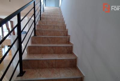 Casa 8 camere ,Sacalaz-Ideala pentru 2 familii - 8