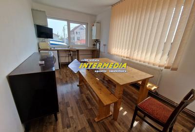 Casă individuală cu 6 camere în Central