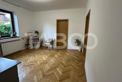 Casa individuala 8 camere curte libera 300mp zona Calea Poplacii Sibiu - 12
