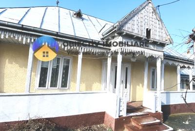 Casă individuală cu 5 camere în Humulești