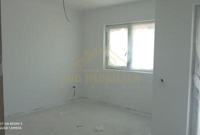 Duplex 7 camere -curte 150mp finalizata Leordeni - 11