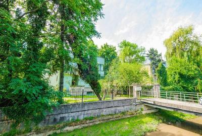Teren generos și casă deosebită lângă Parcul Central - 13