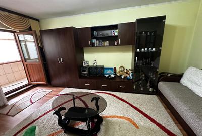 Apartament 2 camere Zona Spalatoria Oituz - etaj 1/3 - 57 mp