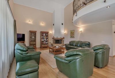 Vila superba, in stil mediteranean, strada privata - 11