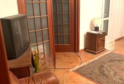 Apartament cu 3 camere decomandat în Unirii