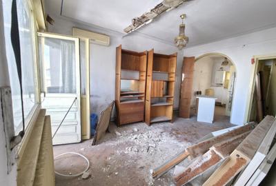 Apartament cu 2 camere semidecomandat în Ultracentral