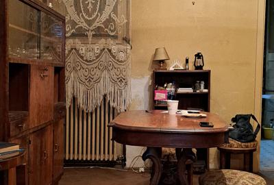 Apartament cu 2 camere decomandat în P-ța Universității