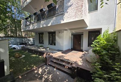 Casă cu 13 camere în Kiseleff