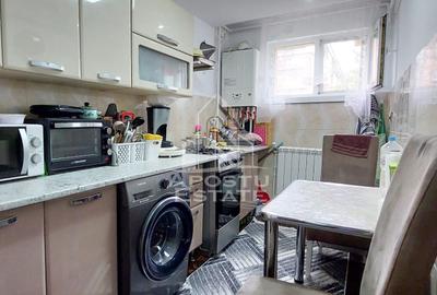 Apartament 3 camere, renovat modern, la cheie, zona Micro 4, Hunedoara - 10