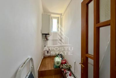 Apartament o camera de vanzare, renovat, centrala proprie, Iosefin - 9