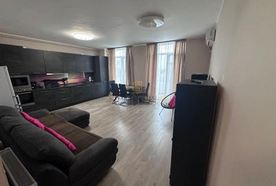 Apartament cu 3 camere semidecomandat, mobilat în Berceni