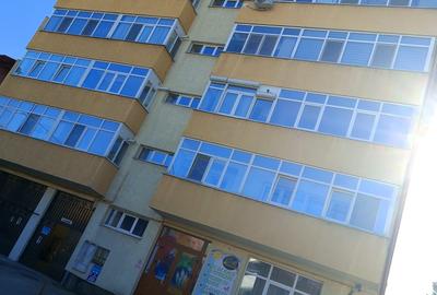 2 camere Tudor , mobilat / utilat , liber / bloc nou! - 1