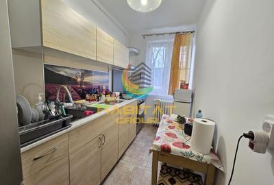 Vanzare Apartament 2 camere Decomandat Berceni Bd Turnu Măgure - 1