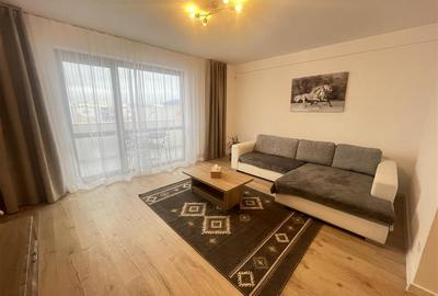 Apartament cu 3 camere decomandat, mobilat în Exterior Sud