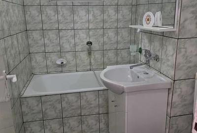 Apartament cu 2 camere, etajul 3 - Pacurari - 7