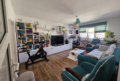 Apartament cu 3 camere decomandat, mobilat în Soarelui