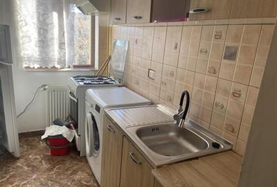 Apartament 2 camere , zona Cartier Sud , decomandat et 3 4 , imbunatatit , liber - 15