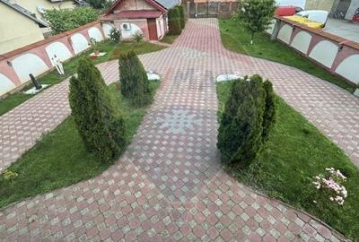 Casă / Vilă cu 5 camere de vânzare - 9