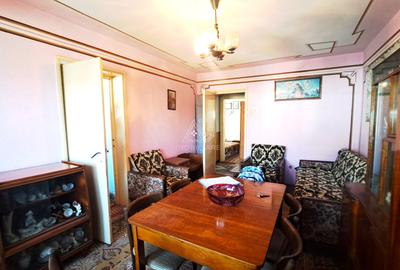 Apartament 3 camere decomandat – etaj 2, zonă excelentă, Bumbești-Jiu - 2