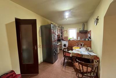 Casă individuală P+1+pod, pe piloni cu panouri solare - 10