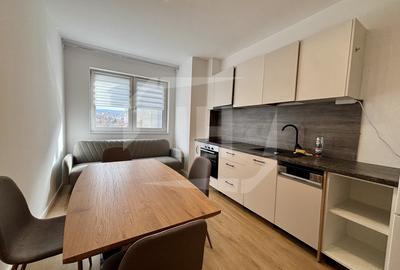 Apartament cu 3 camere semidecomandat, mobilat în Mărăști