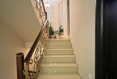 Vanzare Casa/Villa 6 camere 3 bai 3 wc -uri Dobroiesti 0% Comision - 37