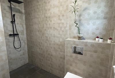 Duplex zona Vivo | 3 dormitoare, garaj 2 mașini | Proprietar - 7